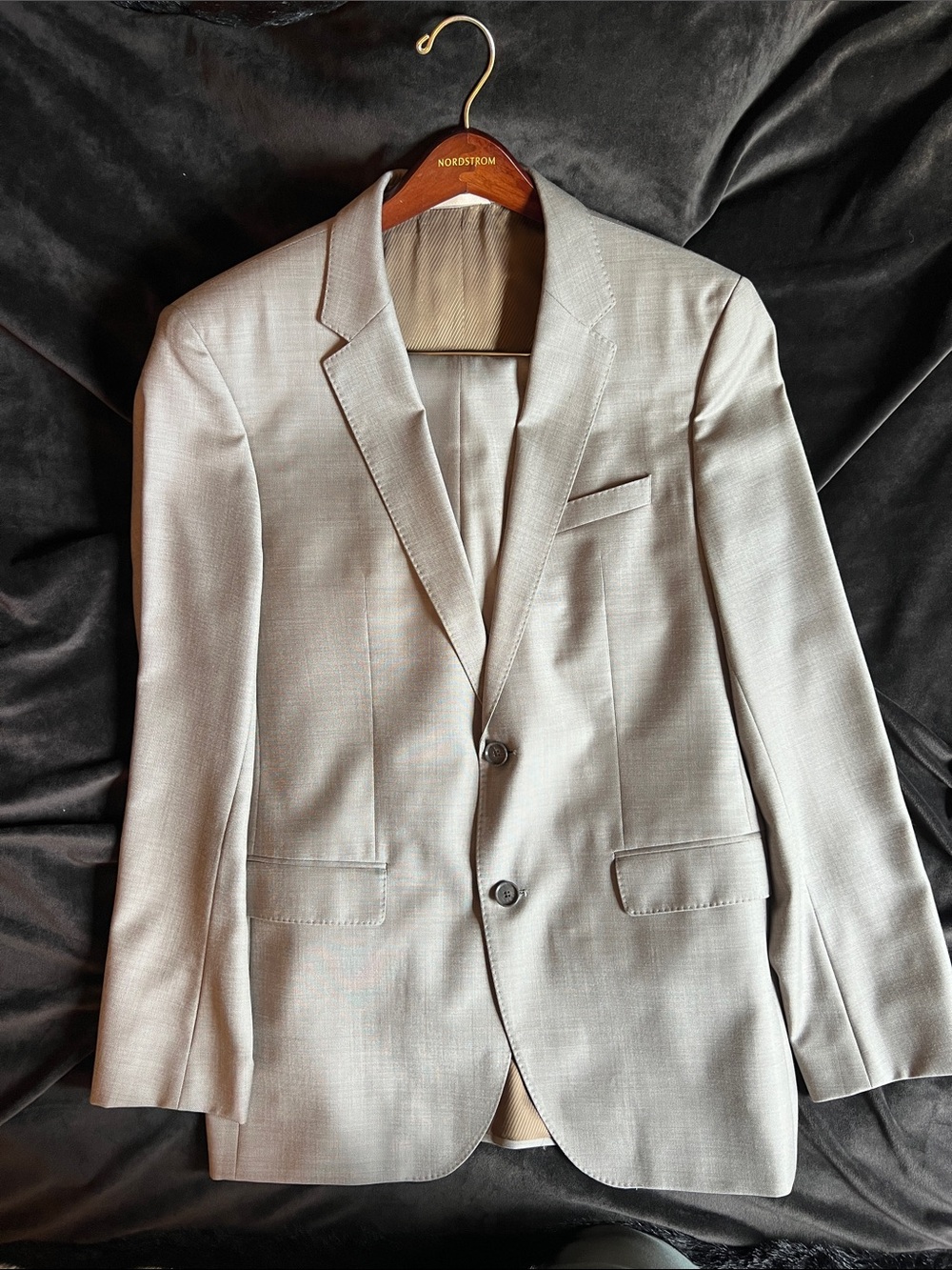 Hugo Boss Light Gray Men's Two-Button Blazer Size 40L